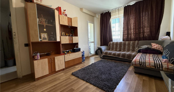 Titan- statuie Salajan,3 camere ,decomandat ,etaj 8.