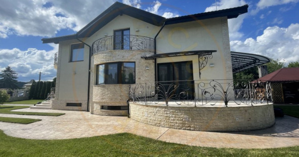 Cornu de Jos Doua case moderne, crama la subsol, prosumato