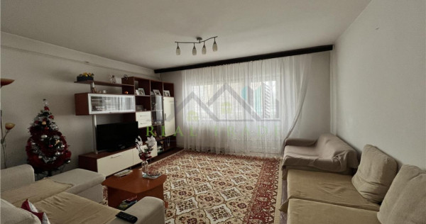 Apartament 3 camere decomandat Astra Carpatilor