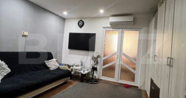 Garsoniera de vanzare, decomandata , zona Micro 3