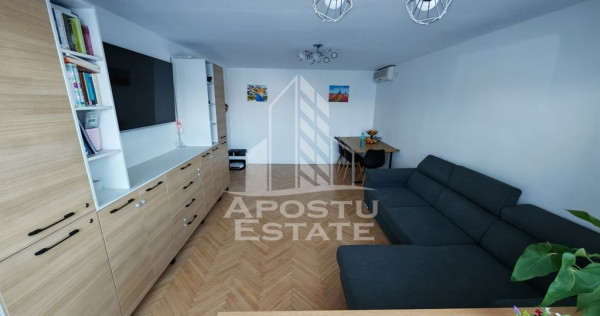 Apartament 4 camere, 2 bai, 2 balcoane,centrala proprie, ...