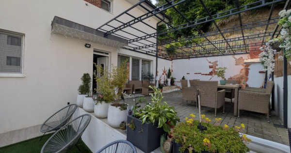 Duplex cu demisol si 2 terase, ultrafinisat zona linistita, Floresti