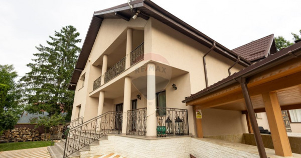 Casa spatioasa de vanzare