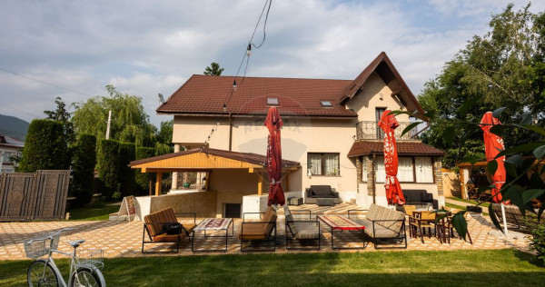 Casa spatioasa de vanzare