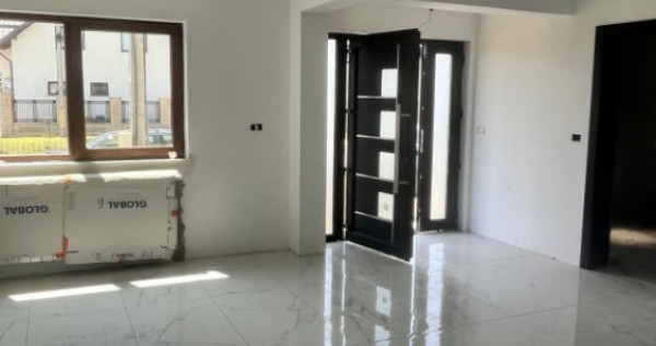 Casa individuala 200 mp, teren 600 mp, Radauti