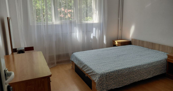 De inchiriat apartament 2 dec ,et 1, Micro 20 mobilat si ...