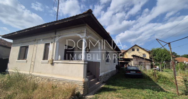Casa situata in Targu Jiu, str. Bistrita - zona Panduri