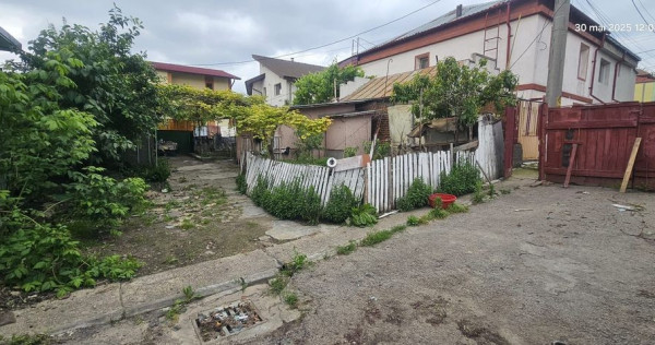 Teren de vanzare 300mp toate utilitatile