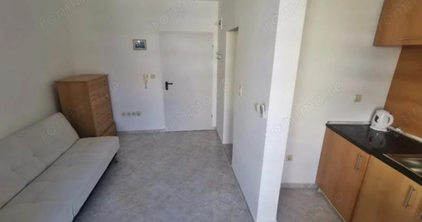 1 camera in zona Dambovita