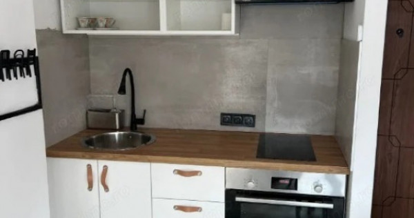 Garsoniera in zona Dacia