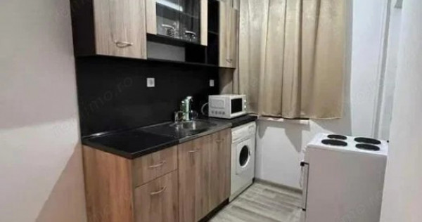 1 camera in zona Dambovita