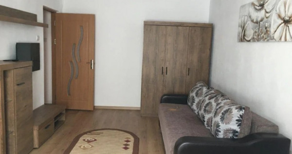 1 camera in zona Centrului