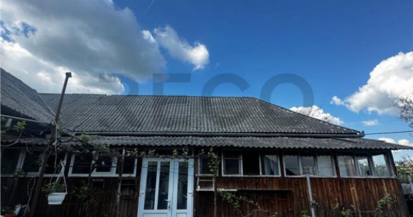 Reco Casa cu teren Lugasu de Sus, la 32 km de Oradea