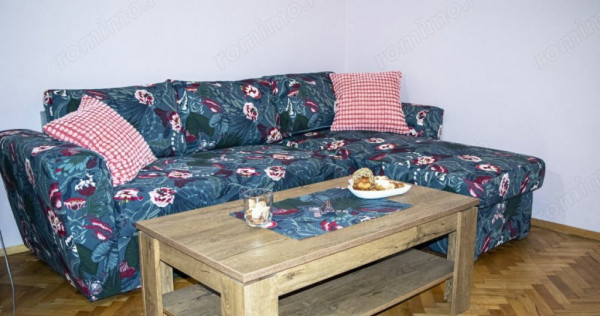 1 camera in zona Dacia