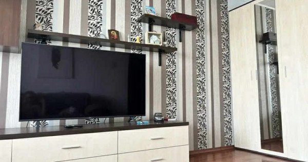 Apartament 2 camere, decomandat - zona Astra