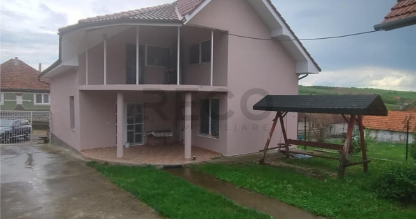 RECO Casa 9 camere, Hotar