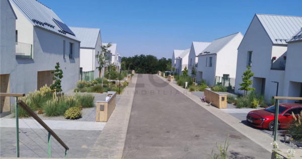 RECO Casa 4 camere, Paleu