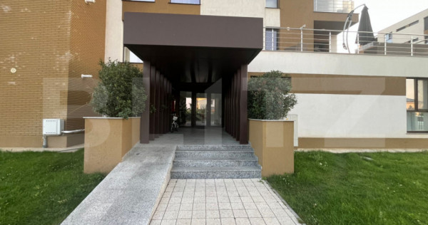 Apartament de vanzare, cu 3 camere, 80 mp, zona Sud