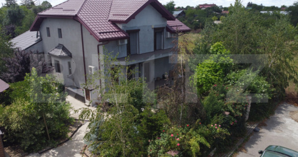 Vilă de vanzare, cu 6 camere, 230 mp, zona Samurcași