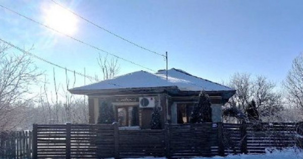 Cota de 61/128- Casa si teren Comuna Gradistea, Sat Rasa,...