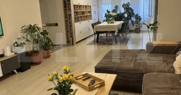 Apartament de vanzare, cu 3 camere, 85 mp, mobilat cu parcar