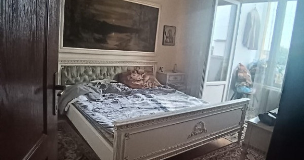 Zona Centrul Vechi-Piata , 3 camere