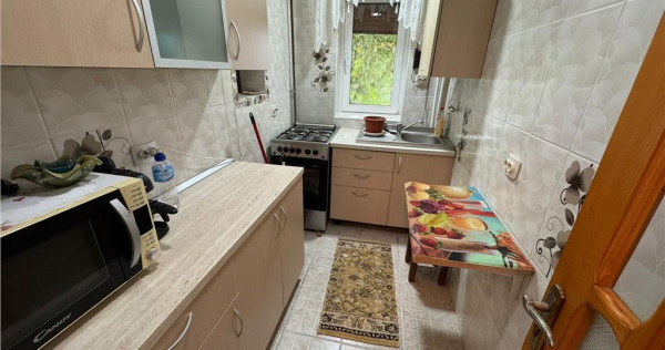 Apartament 4 camere, etaj 1, zona Sud - Paco, 61mp, CT, izol