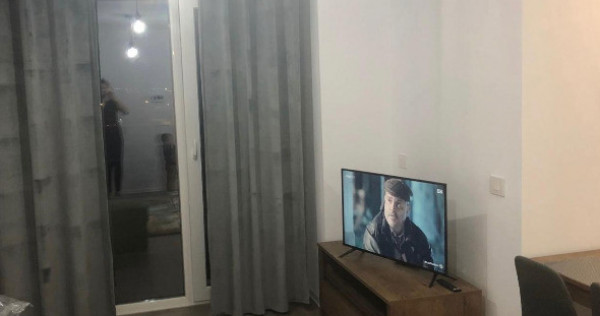 Apartament 2 camere, tip studio - zona Tractorul