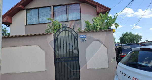 Casă / Vilă cu 6 camere de vânzare în zona Calea Seve...