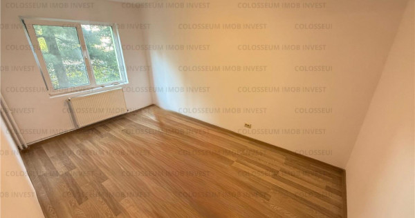 Apartament 3 camere, decomandat - zona Calea Bucuresti