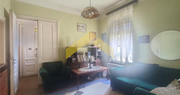 Casa 5 camere de centrul Aradului