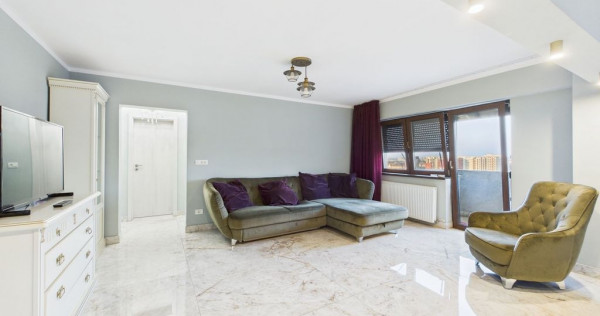 Apartament de închiriat cu 3 camere la Intim