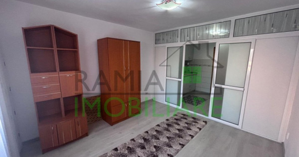 Garsoniera 22mp etaj 2 de vanzare