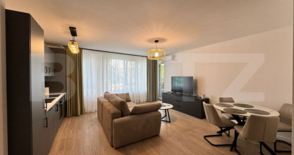 Apartament 3 camere, 80 mp, etaj intermediar, zona Rivus Mal