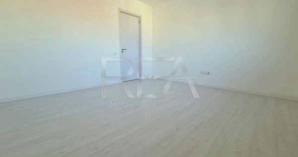 Apartament cu 4 camere în zona Trapezului