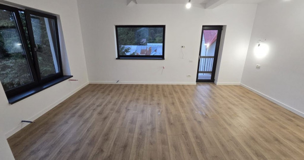 Apartament cu 4 camere 125 mp (4 garsoniere) la cheie + 6...