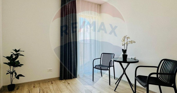 Apartament cu 3 camere de vânzare în zona Universitatii