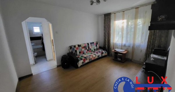 ID 3618 Apartament 3 camere – Strada Alunisului