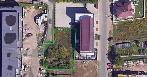 Teren de 522 mp Tractoru