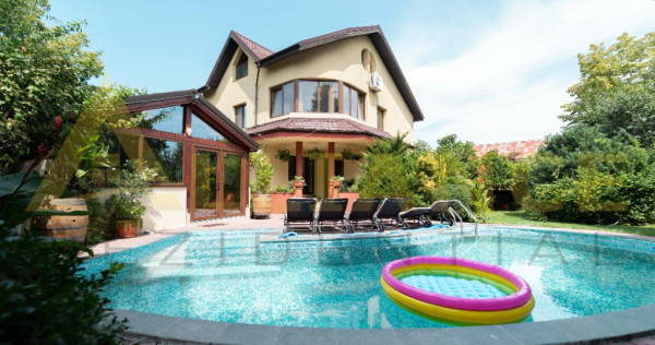 Vila de lux 7 camere si 7 bai + Pisicna