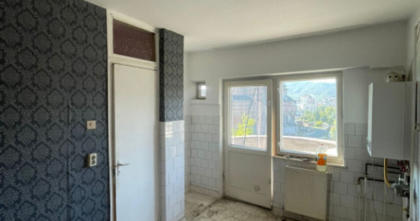 Apartament de 2 camere decomandat, 54 mp, etaj 4, zona Cated