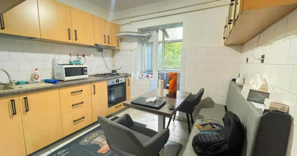 Apartament 3 camere decomandat-Tatarasi-Oancea-bloc 1987
