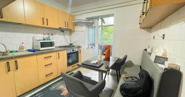 Apartament 3 camere decomandat-Tatarasi-Oancea-bloc 1987