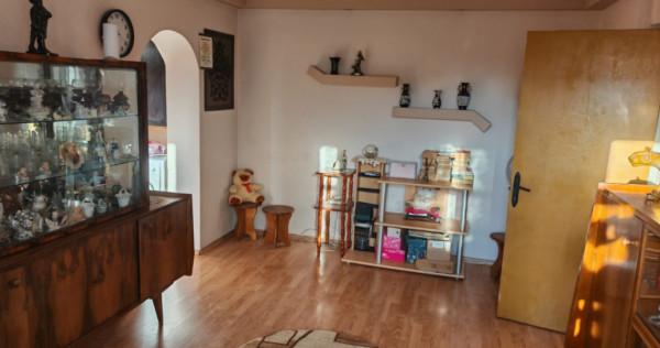 Apartament 2 camere - zona DACIA