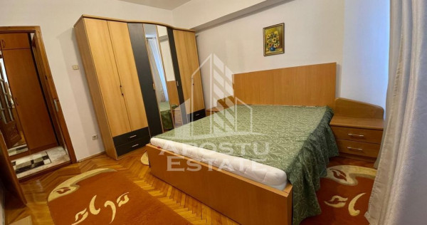 Apartament cu 3 camere, decomandat, zona Fabric