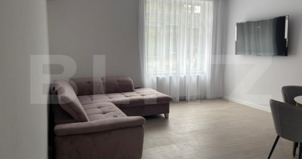 Apartament ultracentral de vanzare &ndash; l&acirc;ngă parc