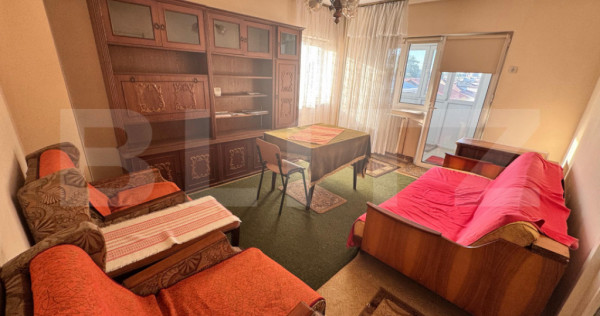 Apartament 3 camere, CAZARE MUNCITORI, mobilat si utilat, Ro