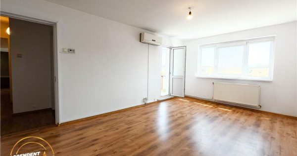 Apartament 3 camere luminos,decomandat, renovat in cartier L