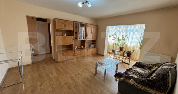 Apartament 2 camere, etaj 2, zona Piata BIG-ul NOU