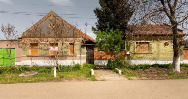 RECO casa cu teren generos in Santion